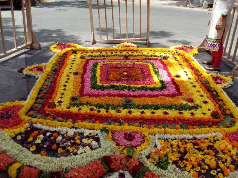 Grand Floral Rangoli